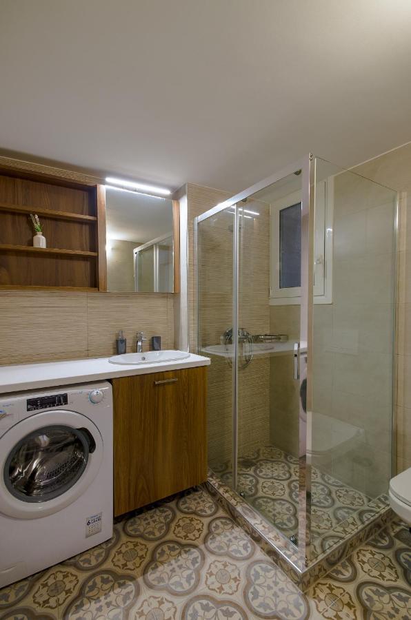 Nice 1Bd Apartment Close To Metro Station Ampelokipoi Atenas Exterior foto