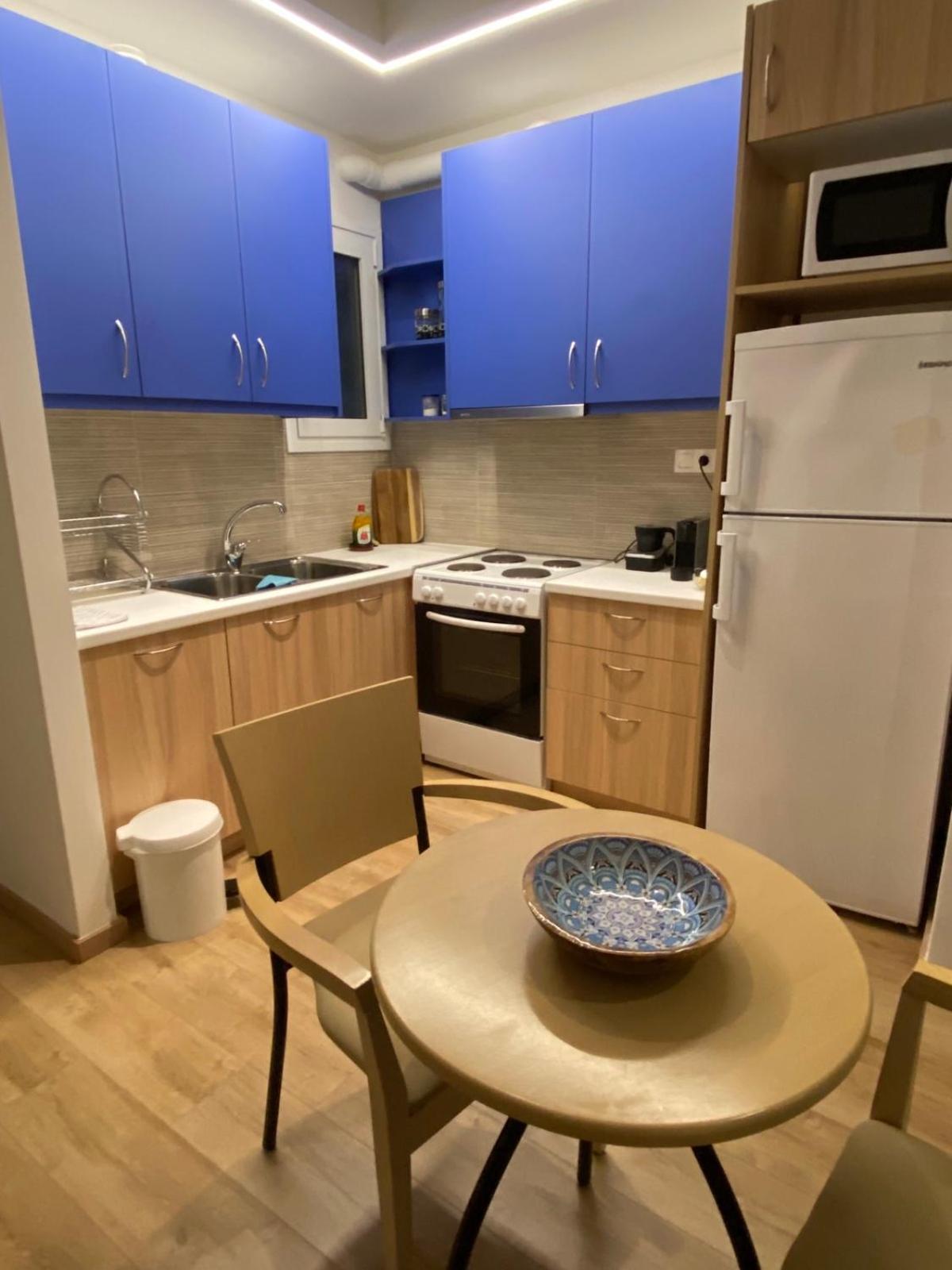 Nice 1Bd Apartment Close To Metro Station Ampelokipoi Atenas Exterior foto